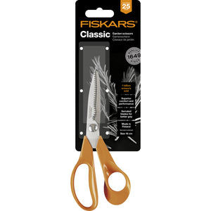 Fiskars Universal Garden Scissors S92 | www.justgardening.com