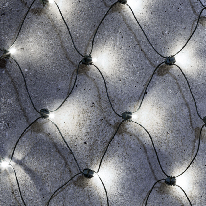 NOMA 'Fit & Forget' 240 Battery Operated LED Net Lights - White