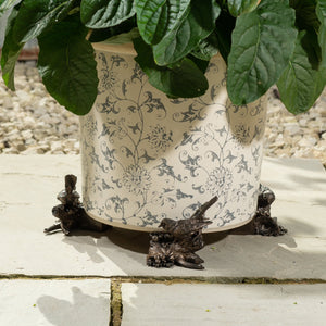 Robin - Plant Pot Feet | Robin - Potty Feet | www.justgardening.com