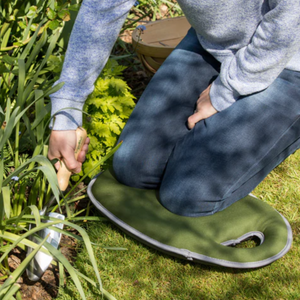 Burgon & Ball - Moss Kneelo® Garden Kneeler | www.justgardening.com