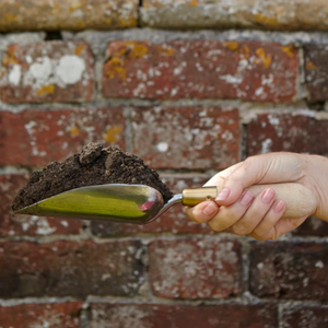 Burgon & Ball - Sophie Conran Trowel | www.justgardening.com